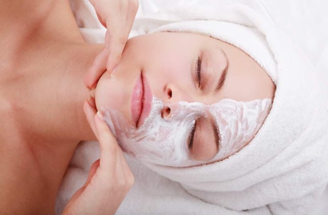 Tratamente homemade pentru un ten de invidiat