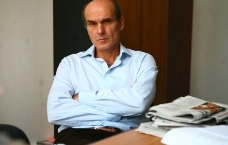 CTP, amendat cu o mie de lei pentru ca a comparat-o pe Viorica Dancila cu "un pavian cu mantie"