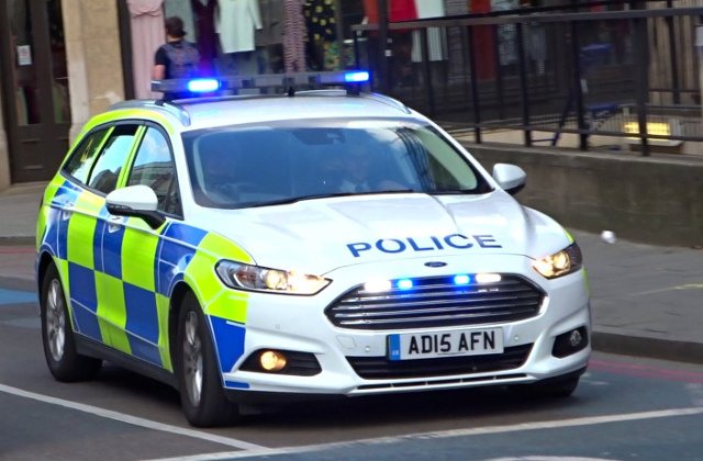 Noua romani au fost gasiti sechestrati intr-o casa din Marea Britanie