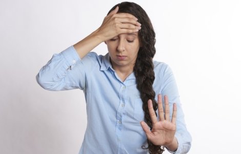 Studiu: Migrena, factor de risc "considerabil si persistent" pentru majoritatea afectiunilor cardiovasculare