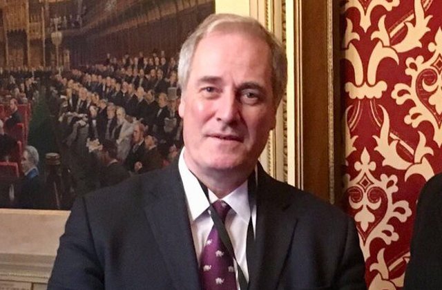 Marea Britanie: Un ministru a demisionat pentru ca a intarziat la sedinta