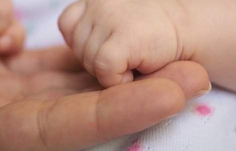 Protest insolit: O palestiniana care a nascut tripleti si-a numit copiii Ierusalim, Capitala si Palestina/ VIDEO