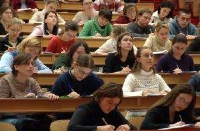 Ce facultati cauta angajatorii in CV-uri?