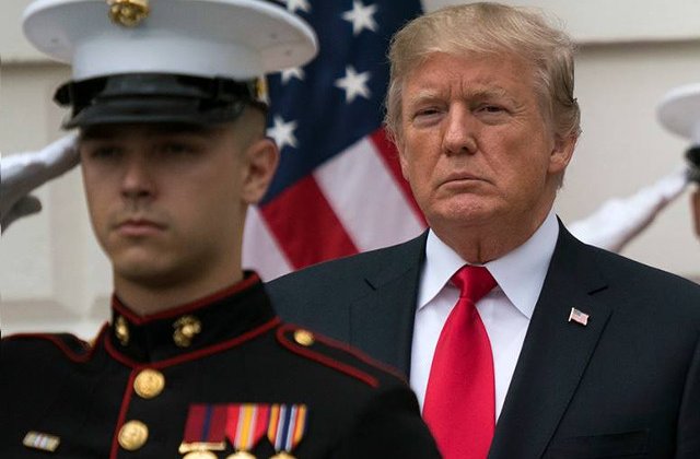 Donald Trump: Vreau o parada ca cea din Franta