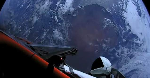  Top  TOP 9 cele mai bune glume despre lansarea masinii Tesla in spatiu