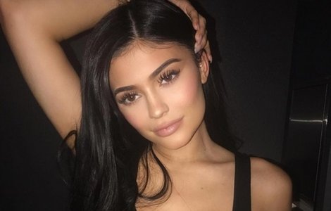 Kylie Jenner a dezvaluit ce nume va purta fetita ei / FOTO