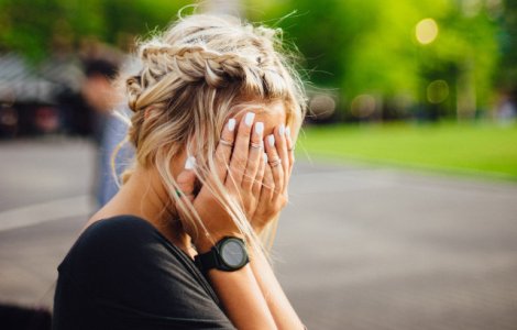  Top  7 sfaturi practice pentru a preveni atacurile de panica