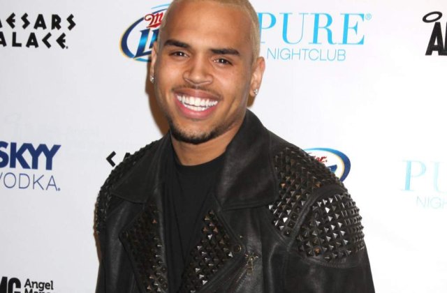 [VIDEO] Chris Brown: "Am schimbat lumea cu muzica si zambetul meu"