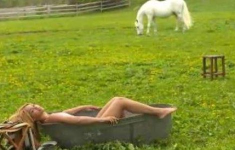  Video  Beyonce, fata sexy de la tara!