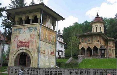  Video  Pelerinajul de Rusalii, cel mai mare din Europa