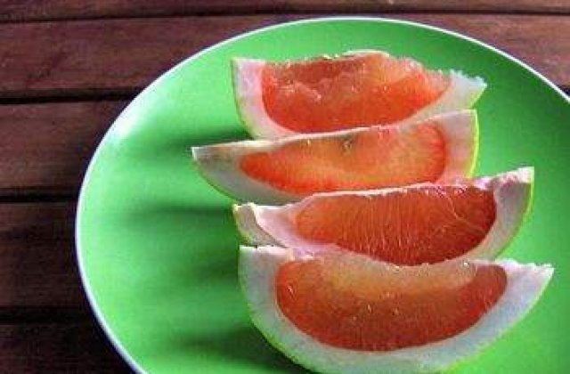 Pomelo - tinerete si sanatate intr-un singur fruct!