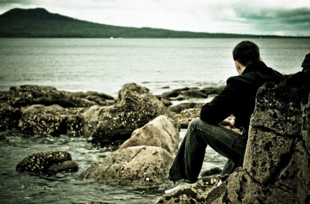 Regretul ca ai gresit sau ca nu ai actionat. Ce doare mai mult?