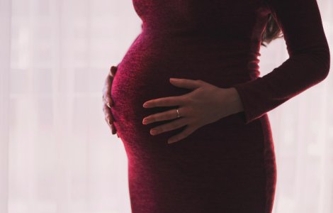 Studiu: Hipertensiunea in sarcina ar putea reaparea in decurs de un an de la nastere