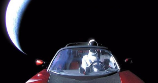 Elon Musk a publicat ultima imagine cu Starman si Tesla in spatiu