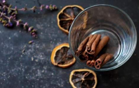  Top  Nu se foloseste doar la prajituri: 8 moduri inedite in care poti utiliza scortisoara