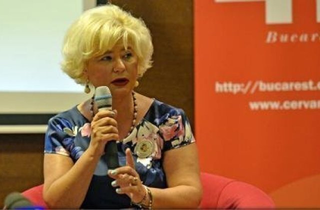 Sefa agentiei pentru Egalitatea de Sanse reia subiectul "femeia motostivuitor"