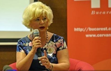 Sefa agentiei pentru Egalitatea de Sanse reia subiectul "femeia motostivuitor"