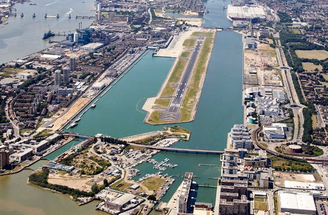 Aeroportul London City a fost inchis dupa ce a fost gasita o bomba din Al Doilea Razboi Mondial