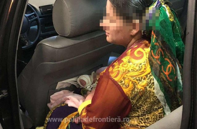 O femeie a incercat sa treaca ilegal frontiera, cu bebelusul de 3 luni ascuns sub fusta