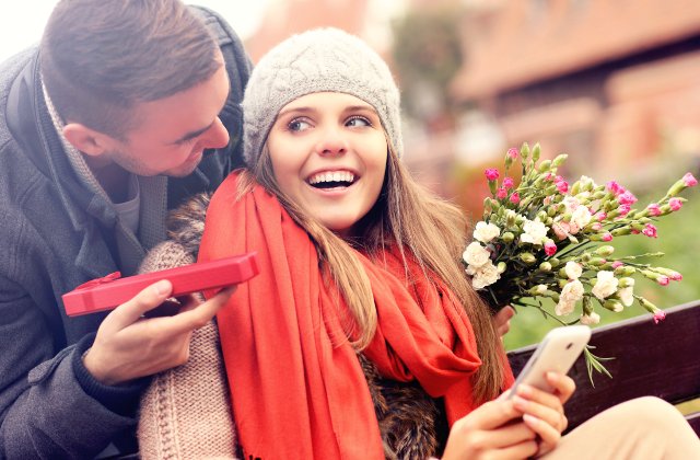 Cum sa iti surprinzi partenera de Valentine`s Day, in functie de stadiul relatiei
