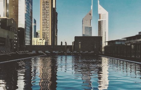 Cel mai inalt hotel din lume a fost inaugurat in Dubai