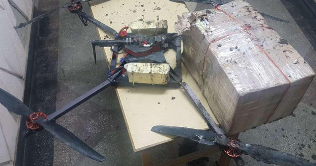 12.500 de tigari moldovenesti, aduse in Romania cu drona