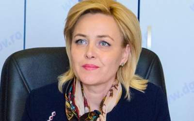 Carmen Dan a solicitat...