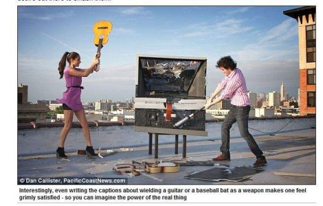 `Fight Club` pe bune: Contra cost, distrugi orice