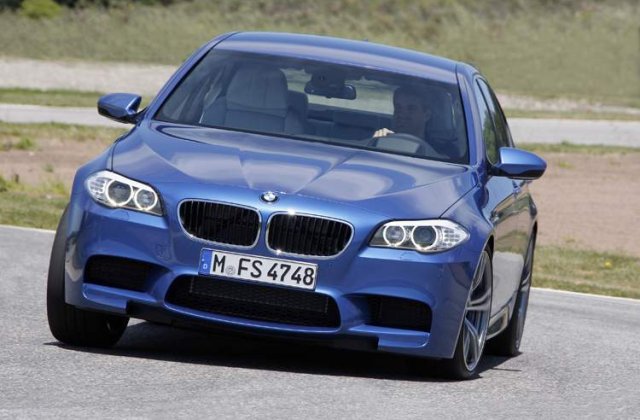 OFICIAL: Iata noul BMW M5!