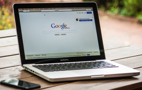 Google anunta ca va bloca automat reclamele pe Chrome