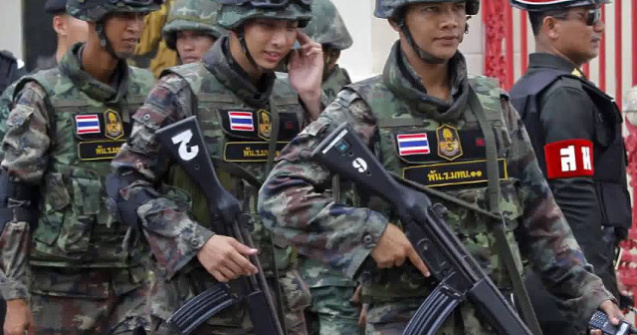 Activist torturat in armata, dat in judecata pentru defaimare