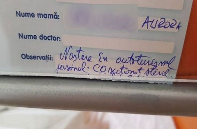 O femeie a nascut in masina, in drum spre maternitate