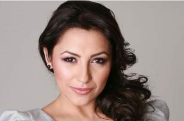 Cine va canta imnul national inaintea meciului Bute-Mendy?