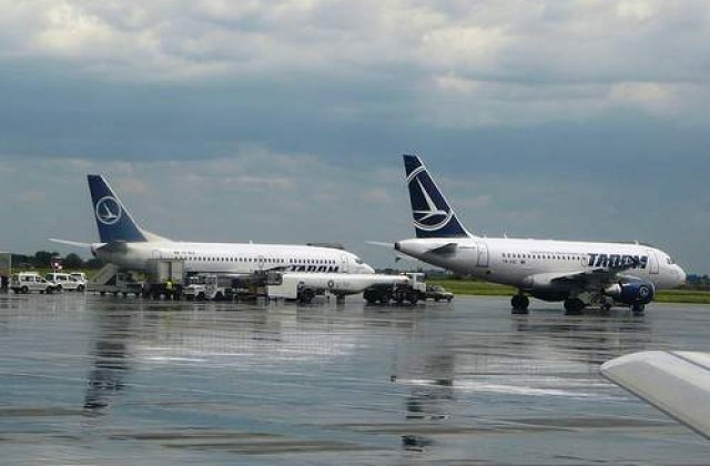 O cursa Tarom Budapesta - Bucuresti, intoarsa din drum dupa ce un motor a luat foc