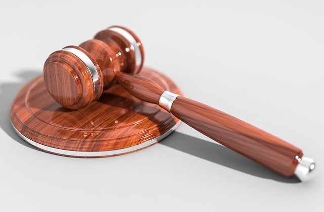 Scandal la procesul "Mineriada". Un barbat a lesinat