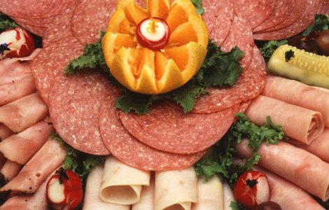 Consumul de produse alimentare ultraprocesate ar putea creste riscul de cancer cu 12%