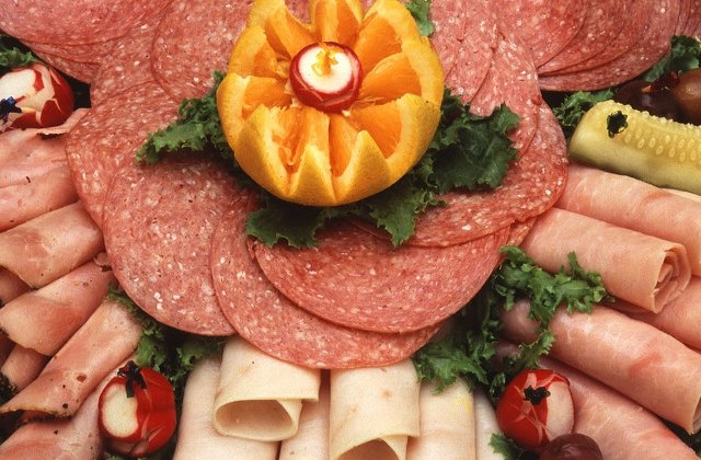 Consumul de produse alimentare ultraprocesate ar putea creste riscul de cancer cu 12%