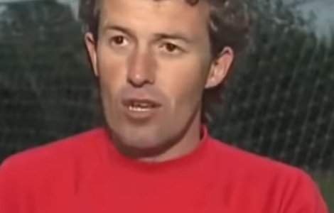 Fost antrenor de fotbal, condamnat la inchisoare pentru molestarea sexuala a 12 copii