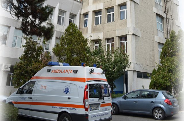 O femeie din Arges a nascut in WC-ul spitalului. Nu stia ca e insarcinata