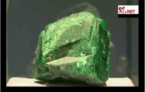  Video  Cel mai mare smarald din lume expus in Columbia