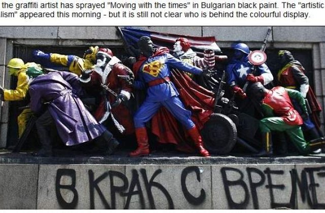 Statuile proletare din Sofia, transformate in super eroi si personaje de desene animate