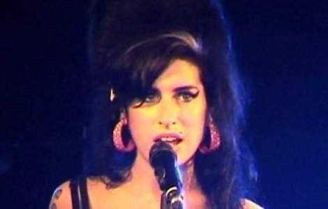  Video  Amy Winehouse, huiduita in Belgrad