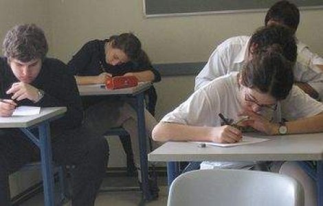 Evaluarea nationala 2011: Care au fost subiectele la Limba si literatura romana