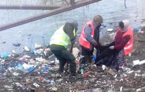 Primarul unei comune din Cluj ii pune pe asistatii social la treaba