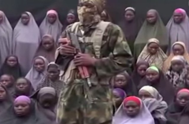 76 de eleve, salvate dupa atacul terorist din Nigeria. Alte 13 sunt inca date disparute