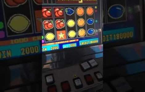 Doi tineri au ucis un batran pentru a-i lua banii