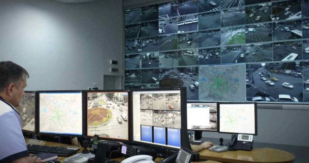 Proiect: Primaria Bucuresti vrea sa introduca aproape 60 de intersectii in sistemul de management al traficului