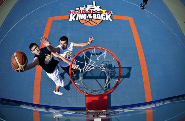 Drumul spre Alcatraz trece prin Bucuresti