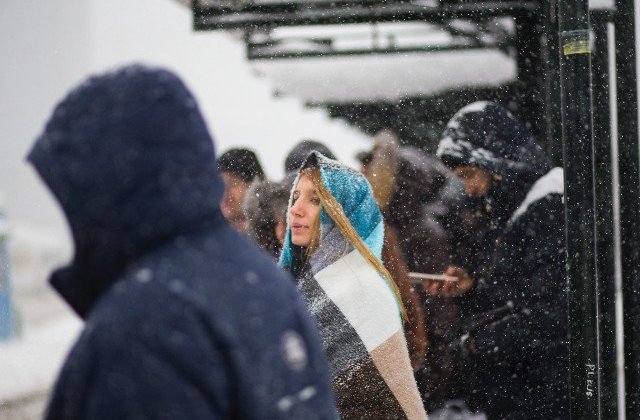 12 judete din sudul tarii, sub cod PORTOCALIU de ninsori si viscol, pana marti