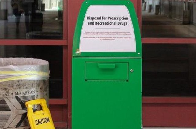 Aeroport din Las Vegas, dotat cu cosuri de gunoi speciale pentru marijuana